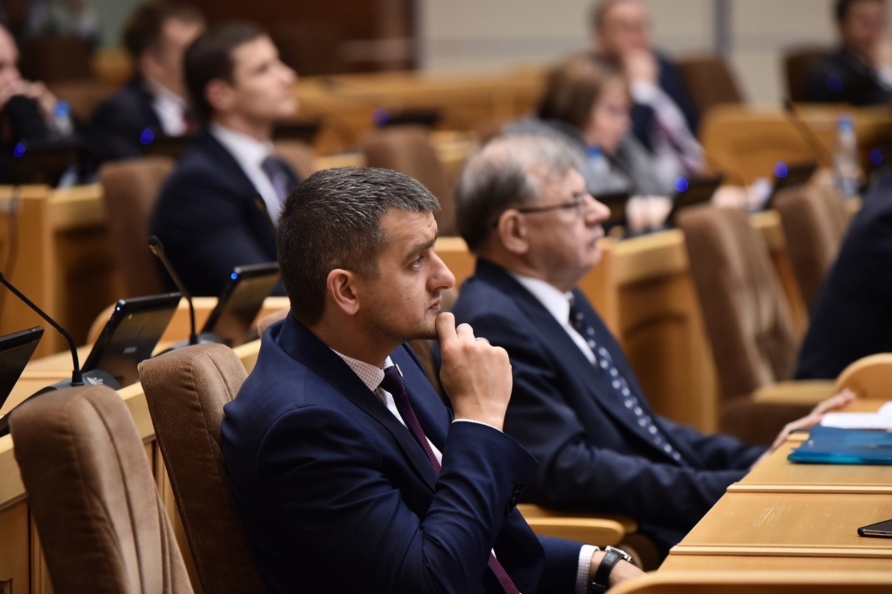 Депутат Госсовета Коми Евгени Бейков занимается решением самых острых  проблем здравоохранения - KP.RU